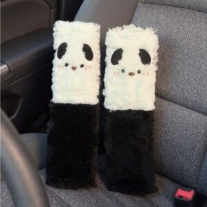 Fuzzy Pochacco Seatbelt Covers